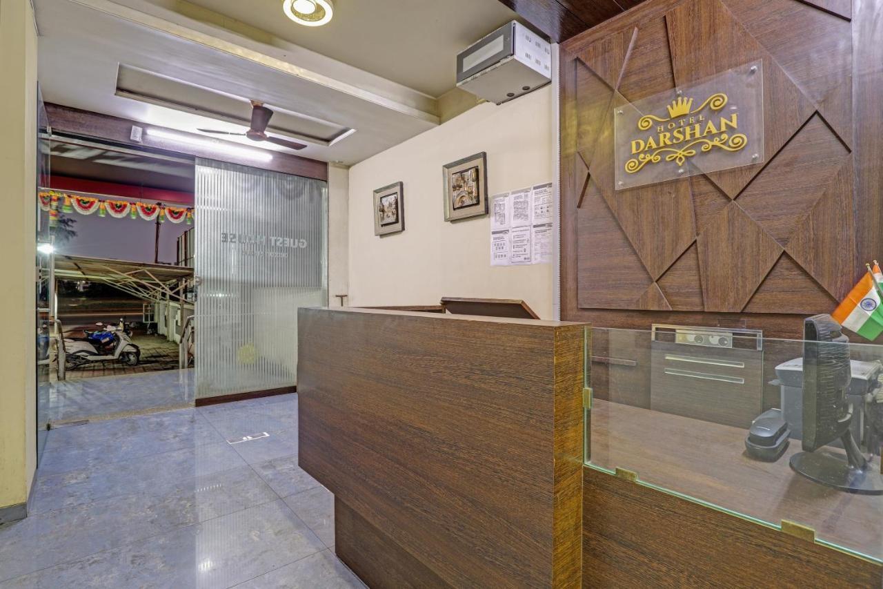 Oyo 82461 Hotel Darshan Banquet And Rooms Súrat Exteriér fotografie